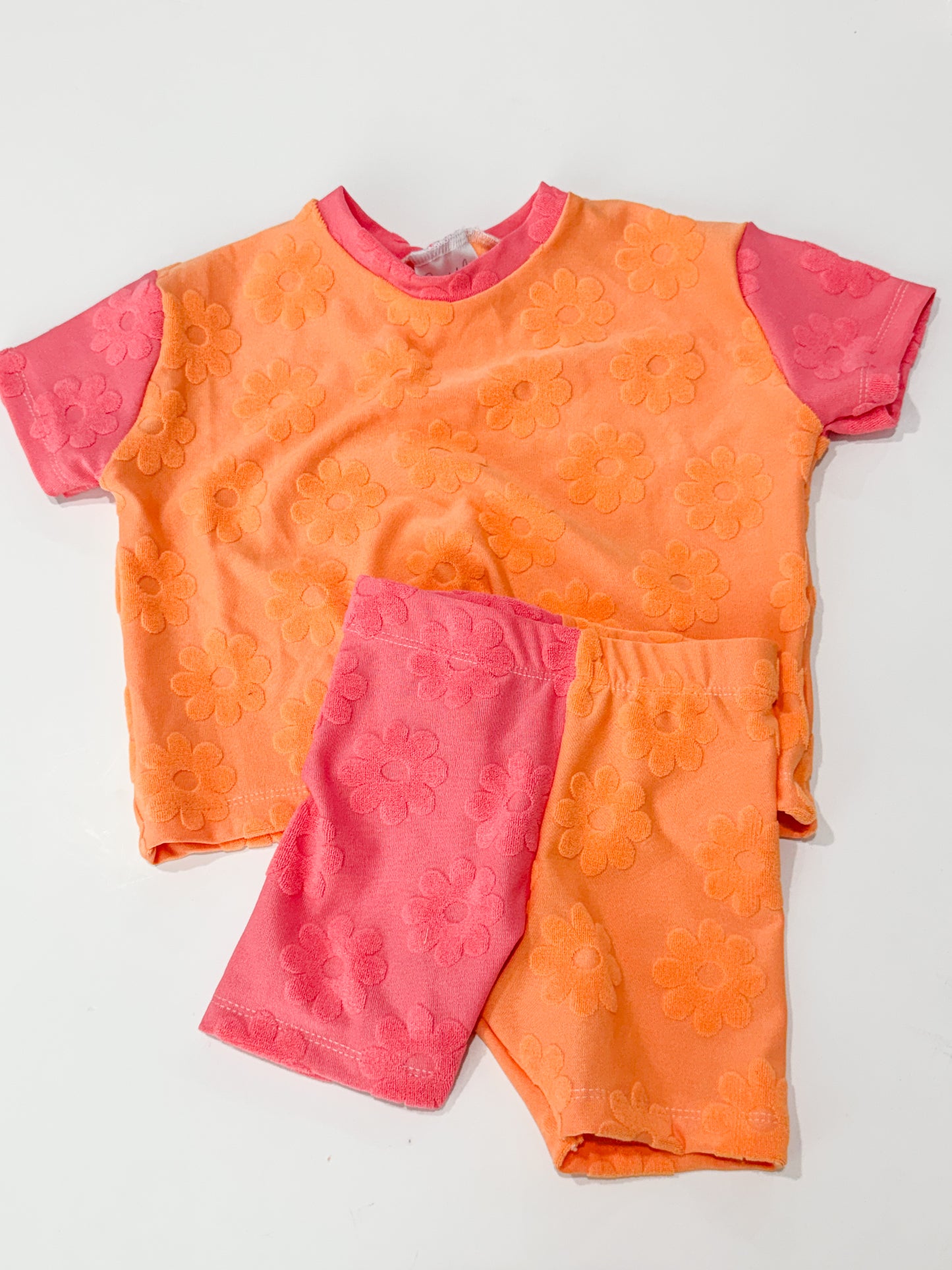 9-12m Pink Daisies Oversized Tee & Bikers