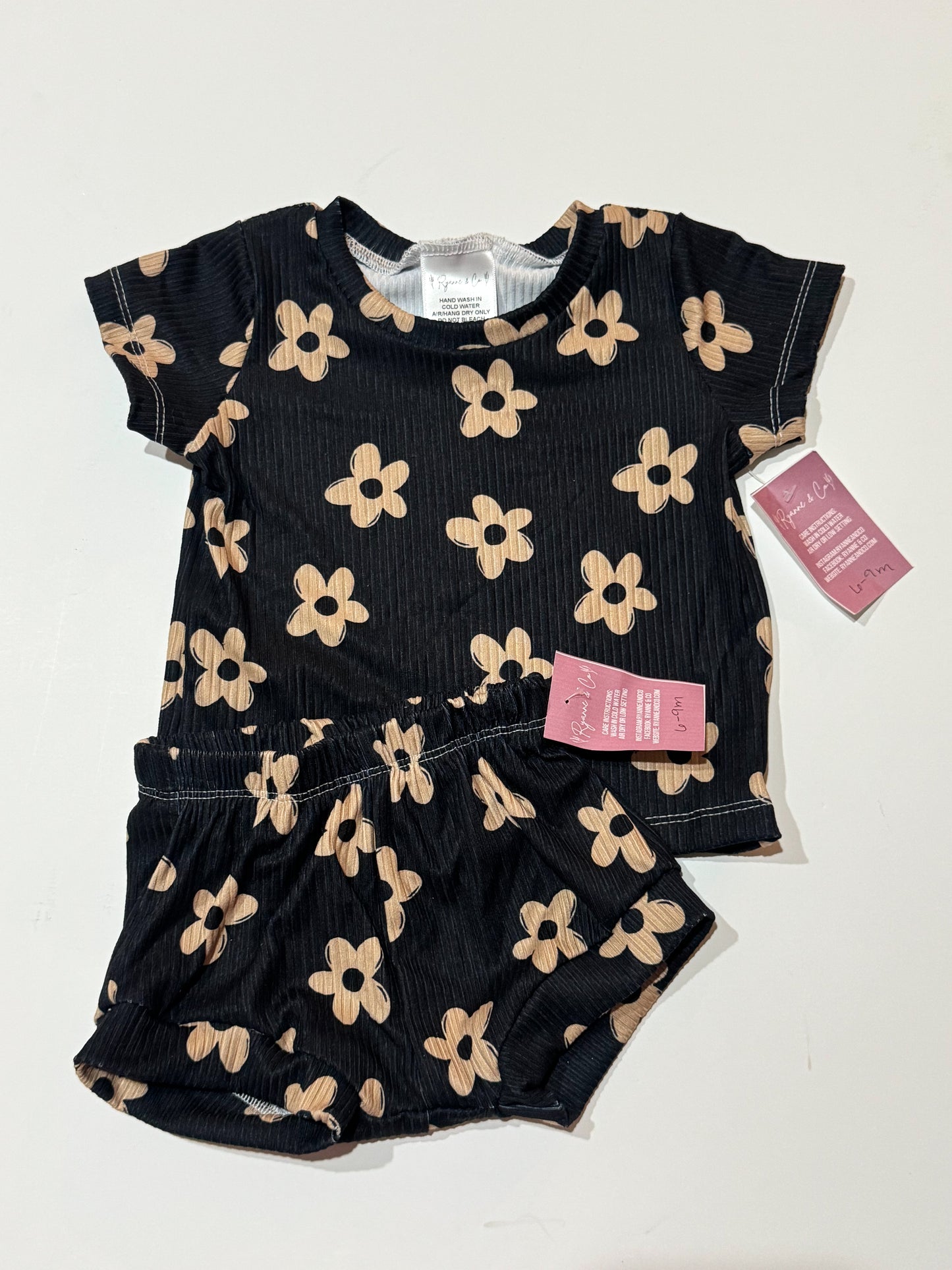 6-9m Tee & Shorts