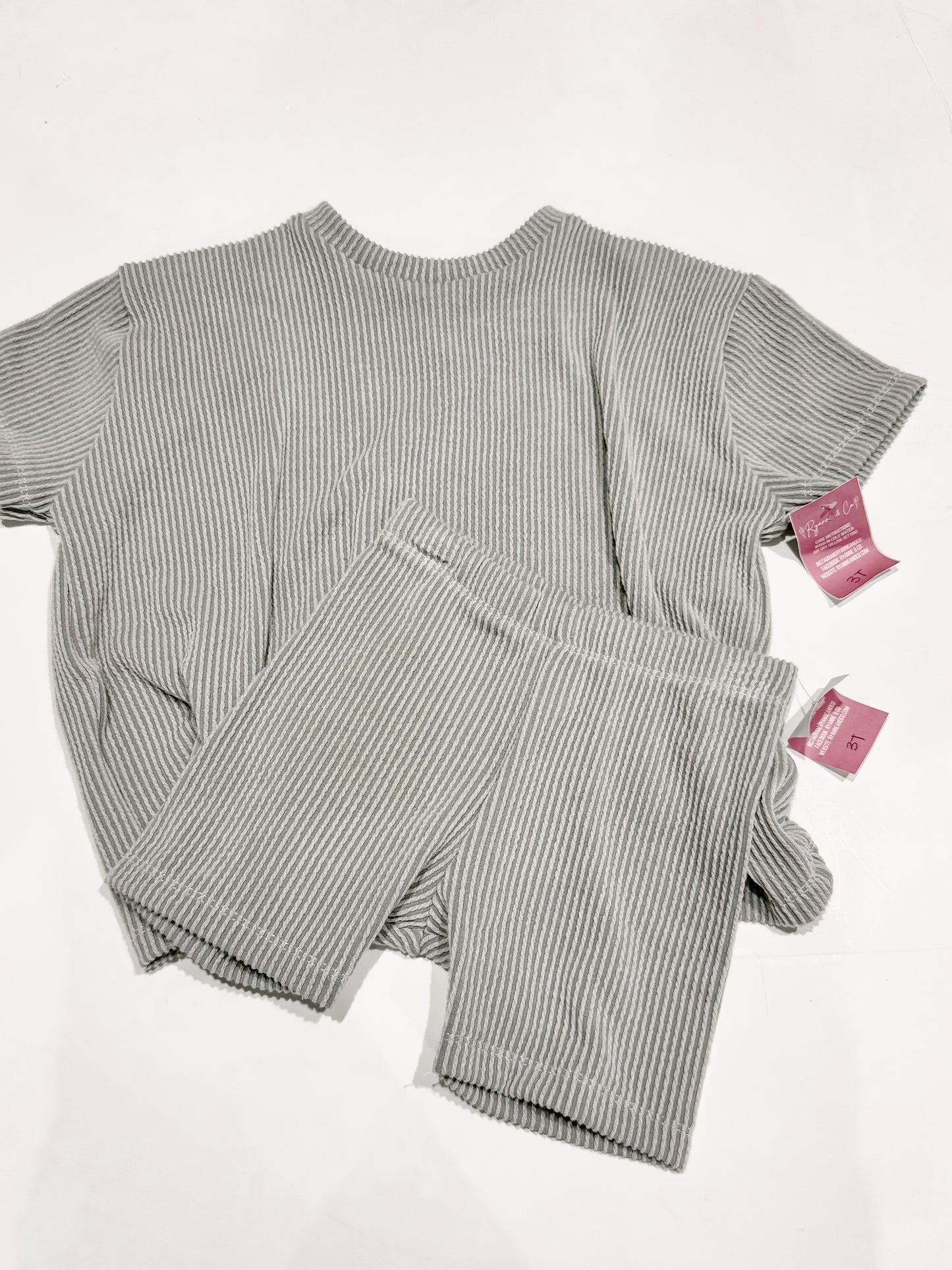 3T Grey Oversized Tee & Bikers