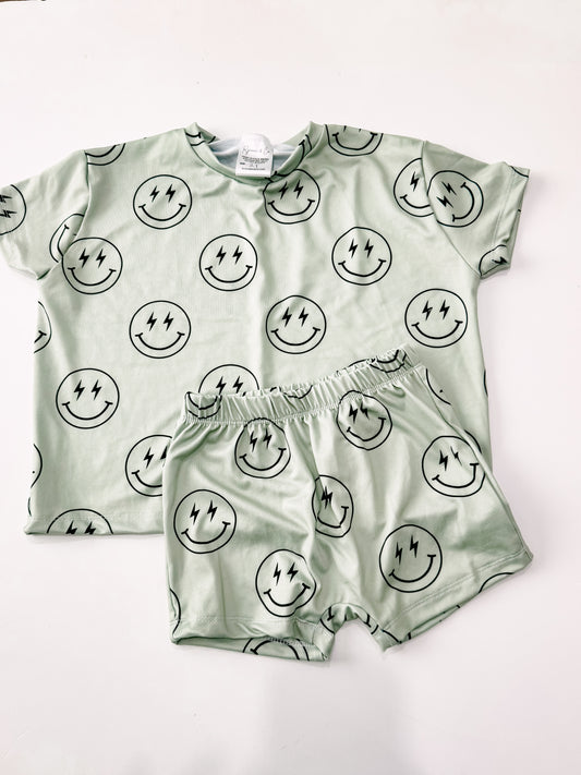 2T Sage Smileys Oversized Tee Boy Set