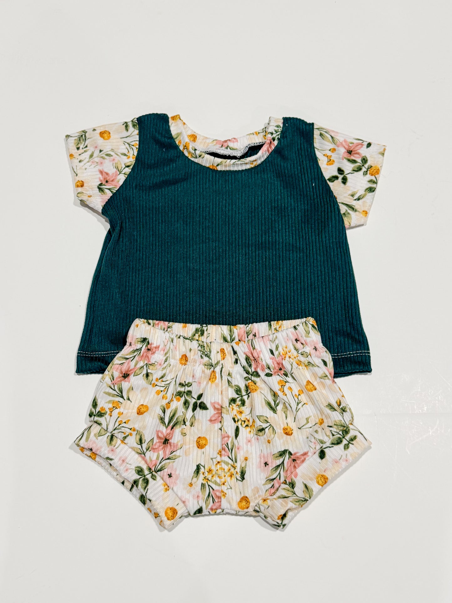 3-6m Hunter Green Floral Set