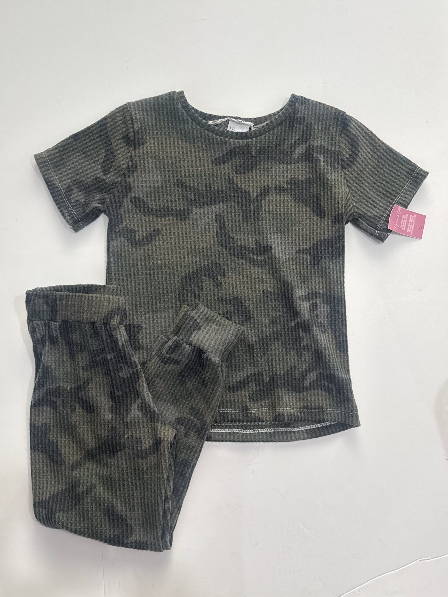 6Y Camo Boy Tee & Joggers