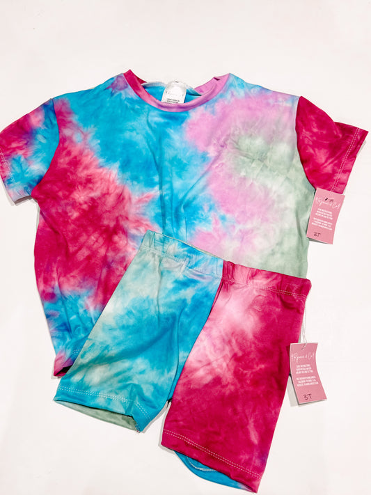 3T Tie Dye Oversized Tee & Bikers