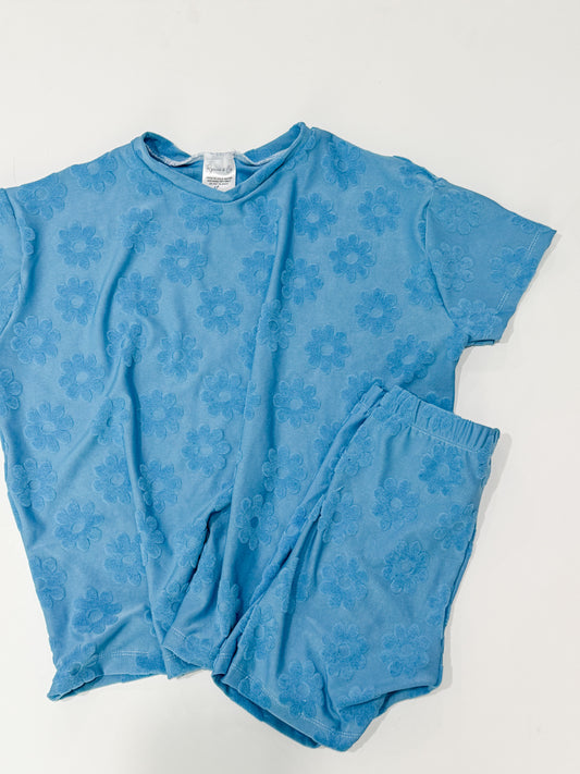 8Y Blue Daisies Oversized Tee & Bikers