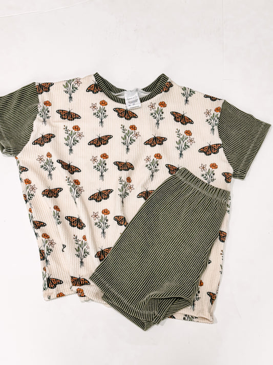 10Y Butterfly Olive Oversized Tee & Bikers